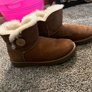 Mini Bailey Button II